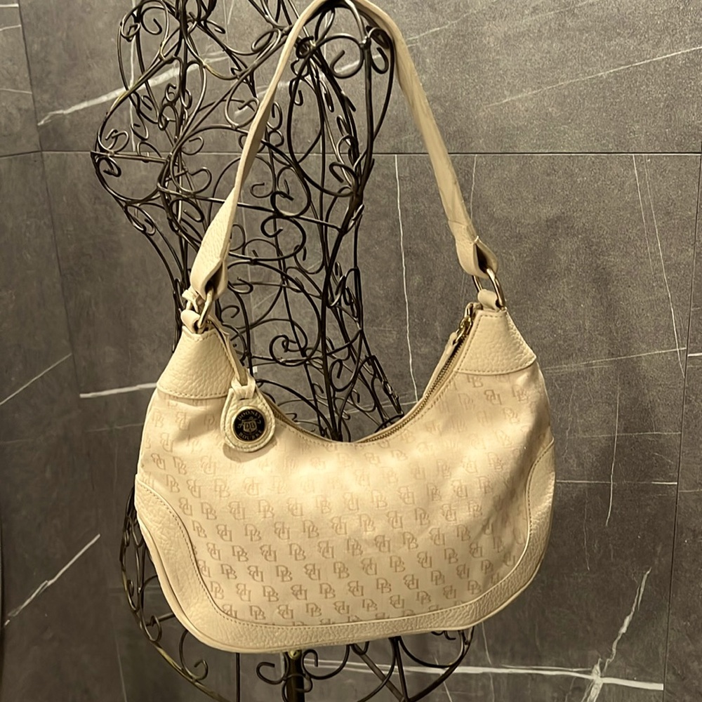 Dooney & Bourke EUC Hobo
